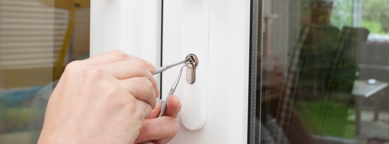 Elevate Your Home’s Protection in Garden Grove, CA with Trusted Residential Locksmiths